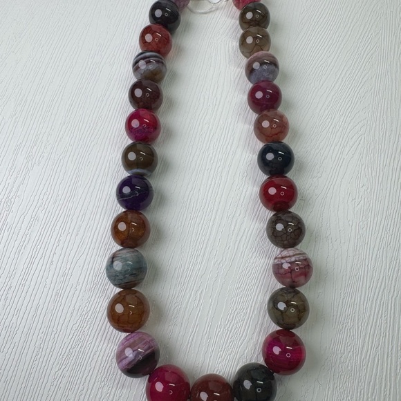 ✨Stunning Natural Pink Dragon Vein Agate Necklace ✨ - Picture 7 of 7